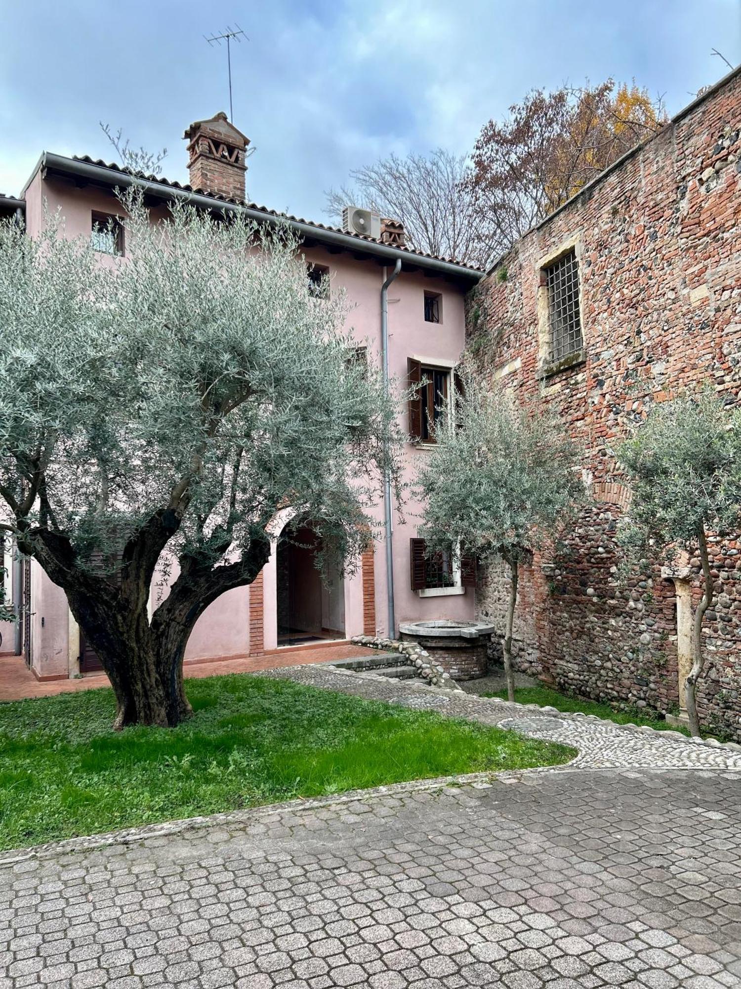 Rosso Verona Suite-Free Parking Dış mekan fotoğraf